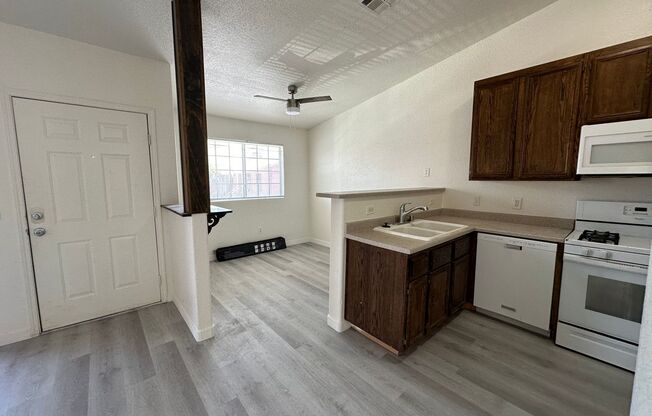 3 beds, 2 baths, $1,345, Unit # 2154