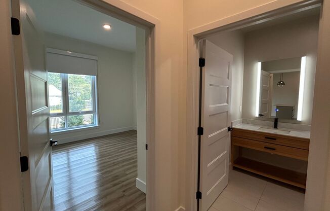 1 bed, 1 bath, 916 sqft, $2,616, Unit 171