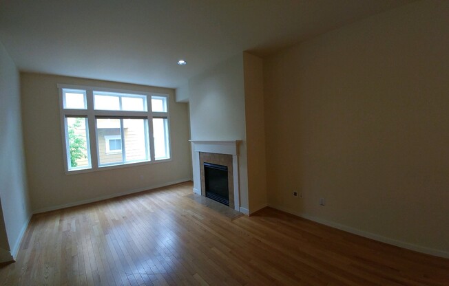 2 beds, 1.5 baths, $2,995