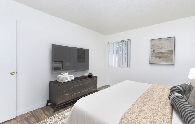 2 beds, 1 bath, 819 sqft, $1,257, Unit 302