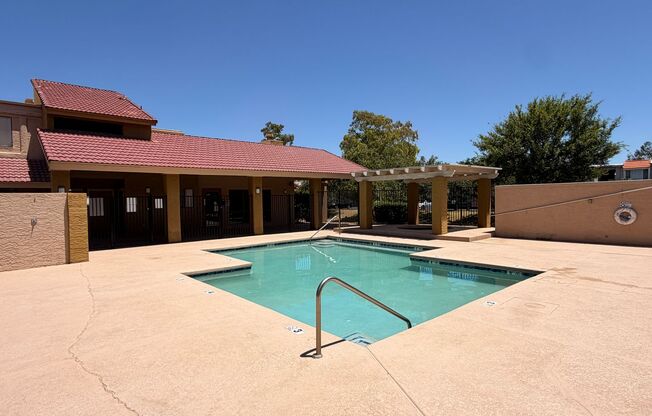 1 bedroom, 1 bath unit near the light rail in Tempe!