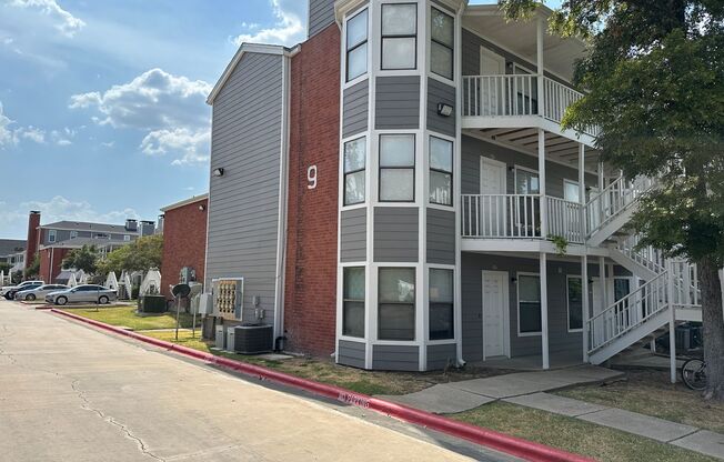 Bryan - 1 bedroom / 1 bath, really close to Northgate & Texas A&M