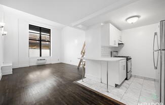 1 bed, 1 bath, $5,000, Unit LB