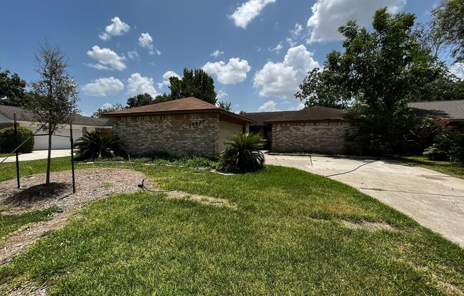 Adorable 1-story 3 bedroom, 2 bath home located in Cy-fair school district!