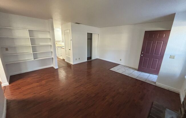 FREE DECEMBER RENT! Rosemont Condo - Spacious & Updated 2-Bed, 1-Bath Condo with In-Unit Laundry!