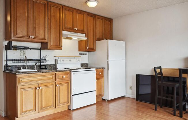 288 8th Ave