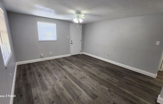 2 beds, 1 bath, 900 sqft, $1,495, Unit 8011