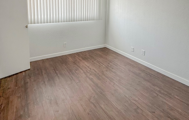 3719 ROSEMEAD AVE