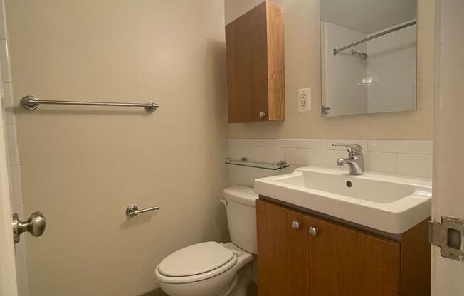 Studio, 1 bath, 440 sqft, $2,600, Unit 0616