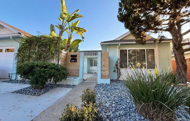 Spacious & Stylish 5-Bedroom Gem Near SDSU!!!