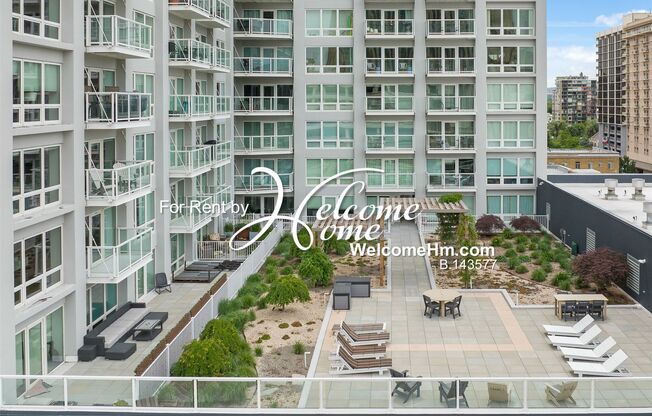 2 beds, 3 baths, $3,200, Unit Unit 104