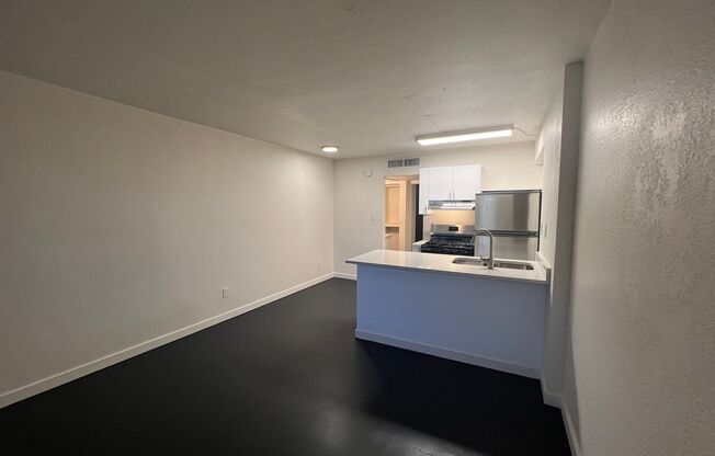 1 bed, 1 bath, 463 sqft, $974, Unit A-607