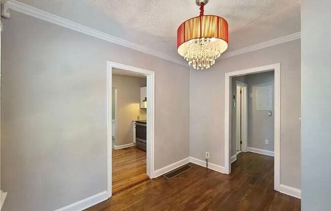 Spacious 3BR/2BA Home Near Marietta Square!!