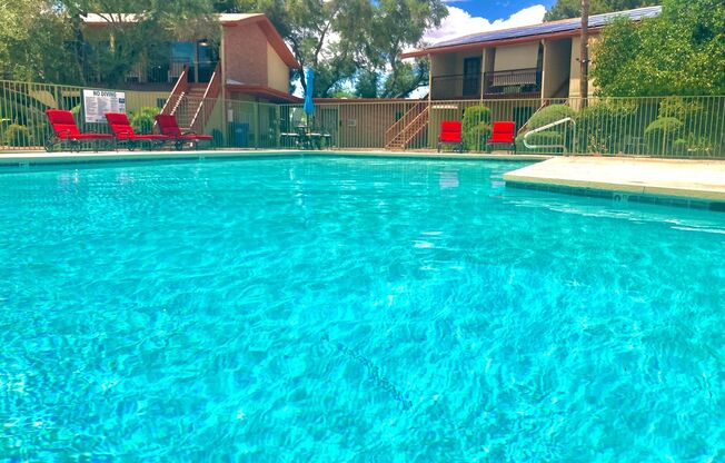 1 bed, 1 bath, 600 sqft, $1,039, Unit 165