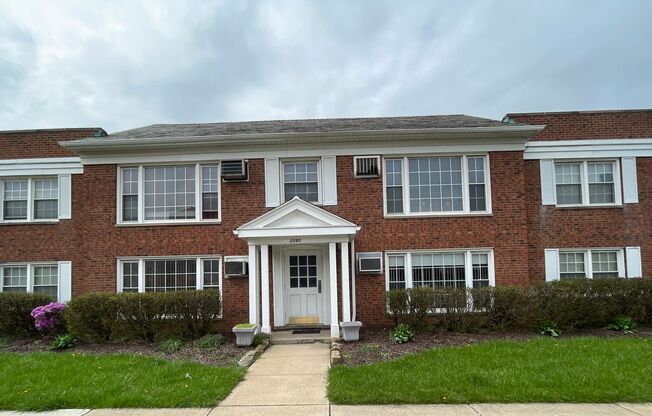 Shaker Hts. Apartment