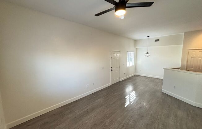 3 beds, 2 baths, $1,495, Unit UNIT 2208