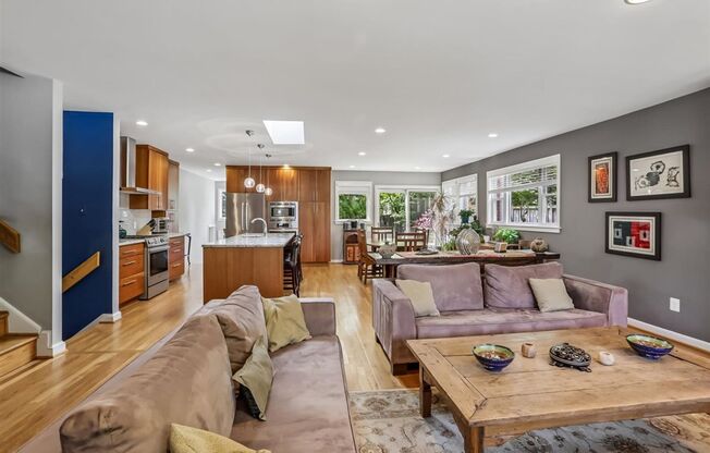 Amazing 5BR/3BA Home in Bethesda,MD - Ready early July!