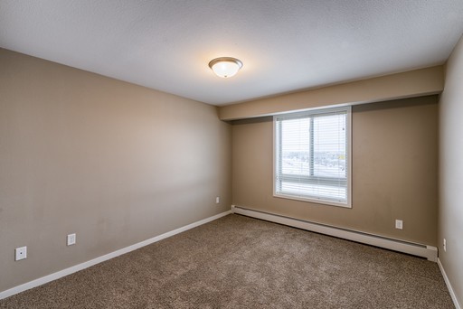 1 bed, 1 bath, 693 sqft, $1,060, Unit 101