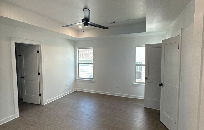 2 beds, 2 baths, $2,000