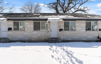 5410 / 5416 N Lacey St