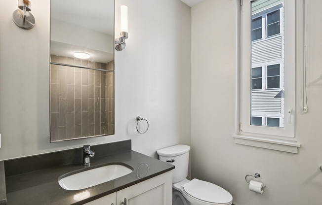 3 beds, 2 baths, 1,211 sqft, $5,250, Unit 102-H