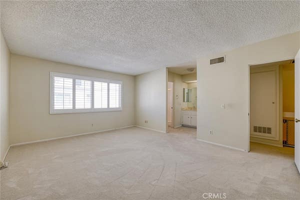 22285 1/2 ERWIN ST