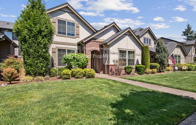 Beautiful Villebois Home - 3 Bedrooms + Bonus Room!