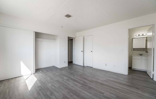 3 beds, 2 baths, 1,200 sqft, $1,050, Unit 5317 Unit D