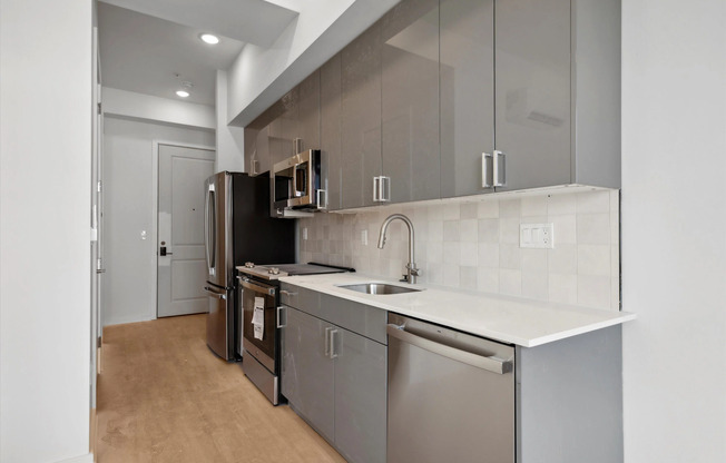 225 N 12th St