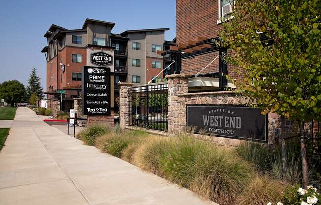 West End District Apartments in Beaverton, Oregon Exterior