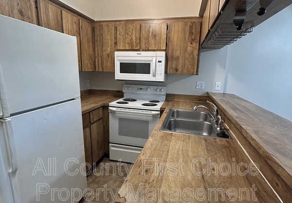 6600 121 AVE