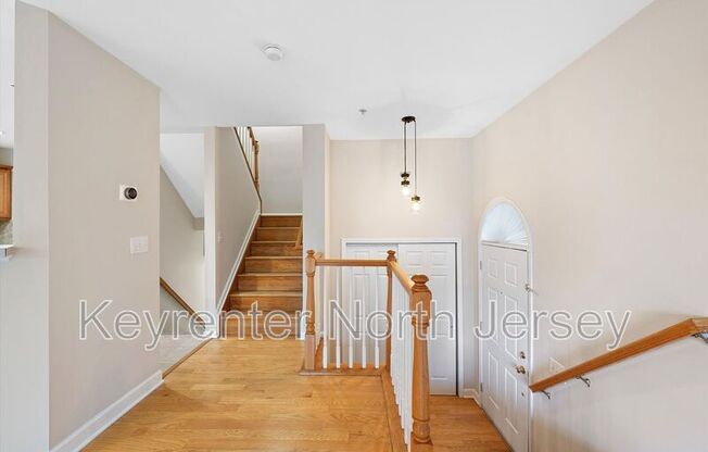 8 BOATWORKS DR