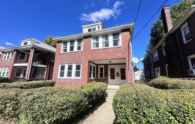 87 COLBORNE RD