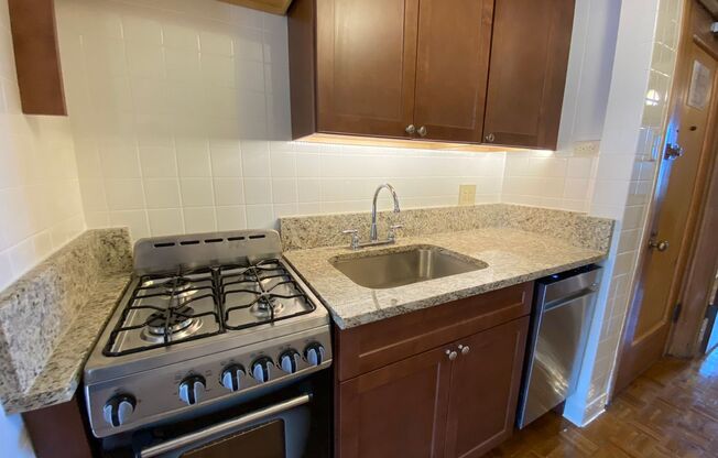 1 bed, 1 bath, 475 sqft, $2,175, Unit 273-1201