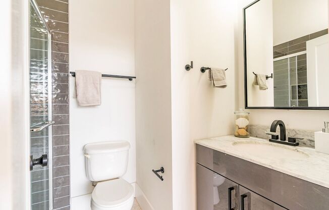 2 beds, 1 bath, 1,200 sqft, $2,295, Unit 414