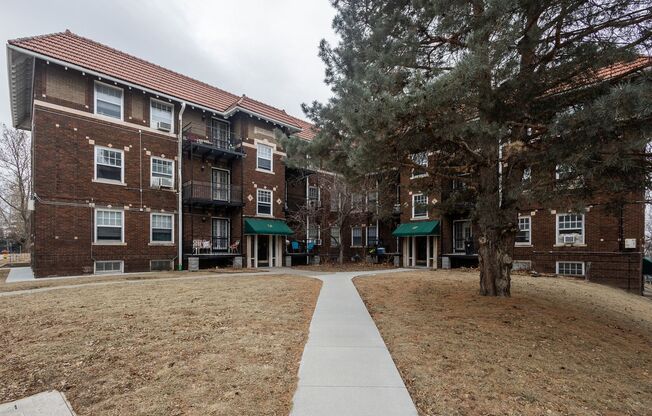 Dwight Apartments
