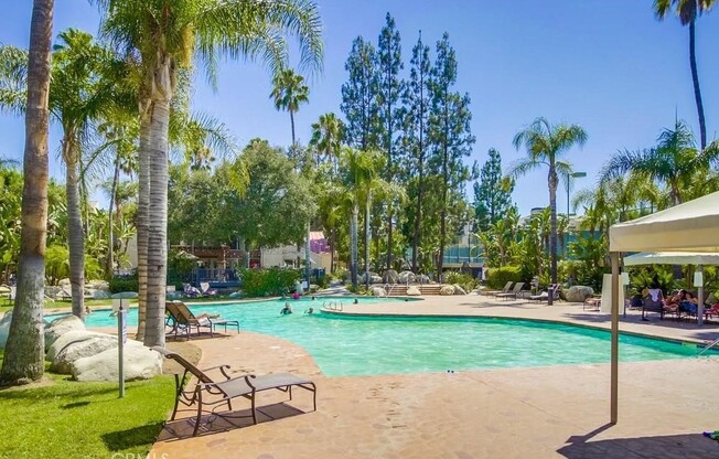 21550 BURBANK Boulevard