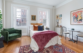 74 MT VERNON ST