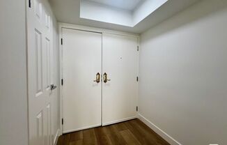 1 bed, 1.5 baths, 1,207 sqft, $4,195, Unit 506