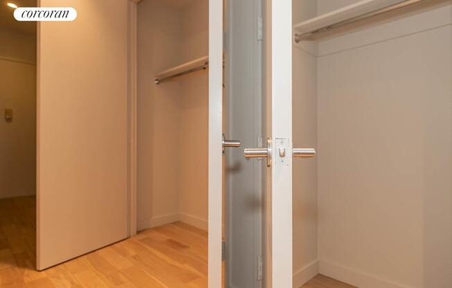 Studio, 1 bath, 669 sqft, $4,200, Unit 22E