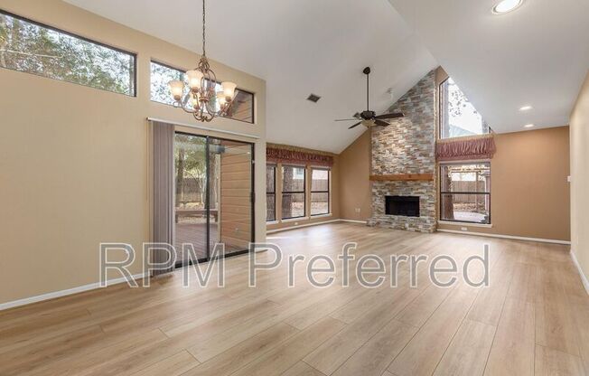 25 N MOSSROCK RD