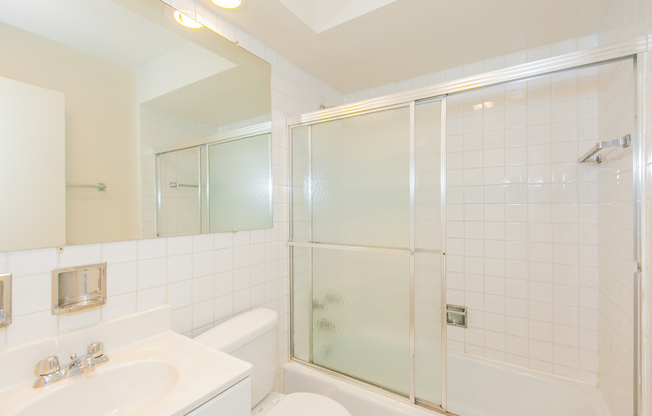 1 bed, 1 bath, 600 sqft, $1,895, Unit 526