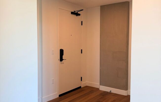 2 beds, 2 baths, 816 sqft, $4,320, Unit 609