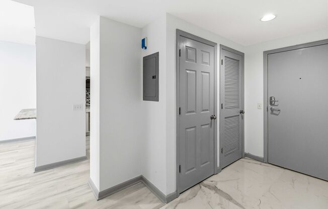 2 beds, 2 baths, $2,795, Unit Unit 1013