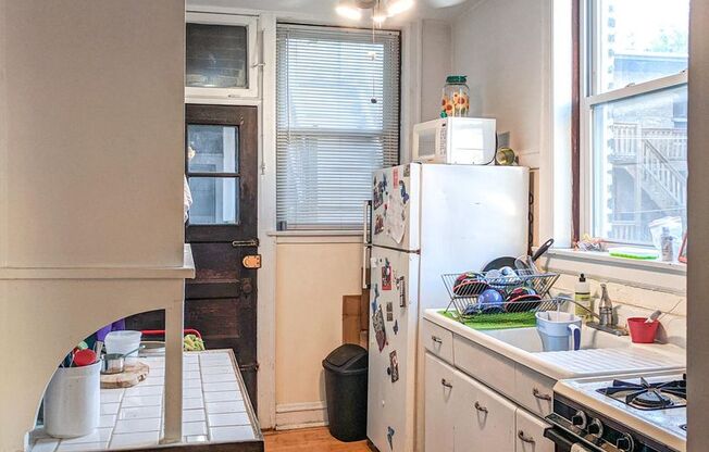 1 bed, 1 bath, 920 sqft, $1,750, Unit 5210D-2
