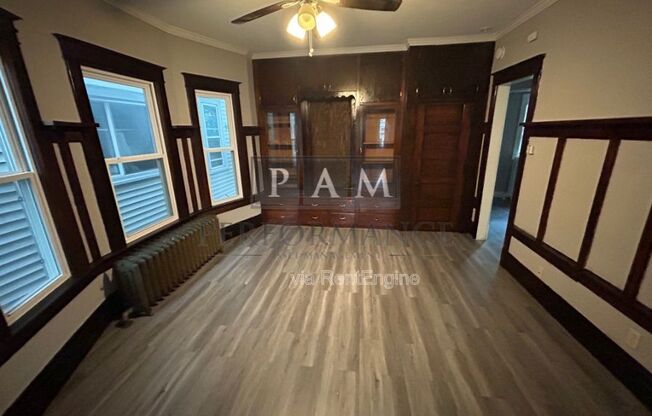 1213 S 72nd St