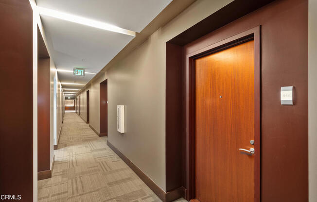 1 bed, 1 bath, 860 sqft, $3,000, Unit 914