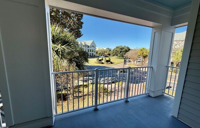 2 beds, 2 baths, $2,300, Unit Unit 1203