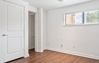 1 bed, 1 bath, 700 sqft, $1,410, Unit 2