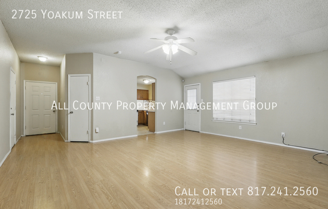 2725 YOAKUM ST
